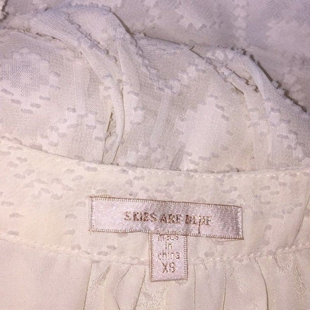 Skies are Blue Ivory Dress XSmall - Picture 5 of 6